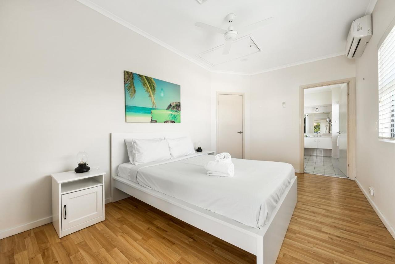Central Motel Mooloolaba And Apartments Экстерьер фото